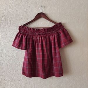 Socialite red plaid off-the-shoulder top Sz XS